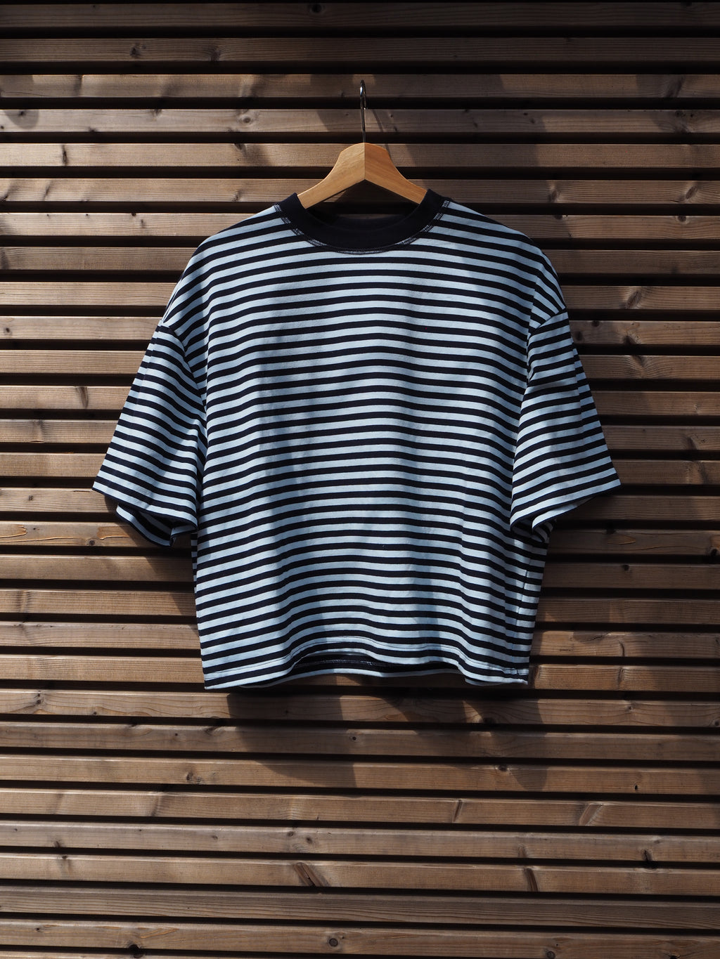 Dark blue striped top