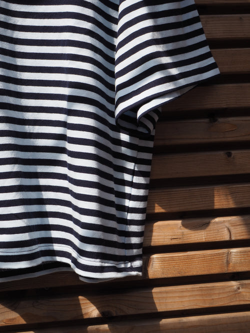 Dark blue striped top
