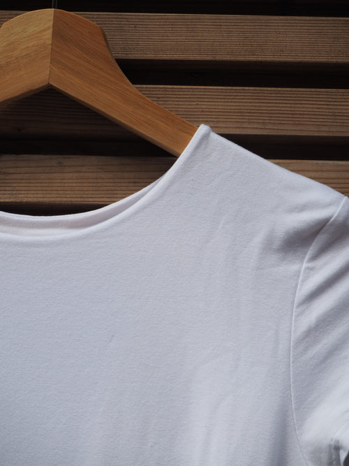 Basic white top